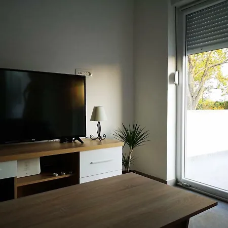 Visnja Holiday home *